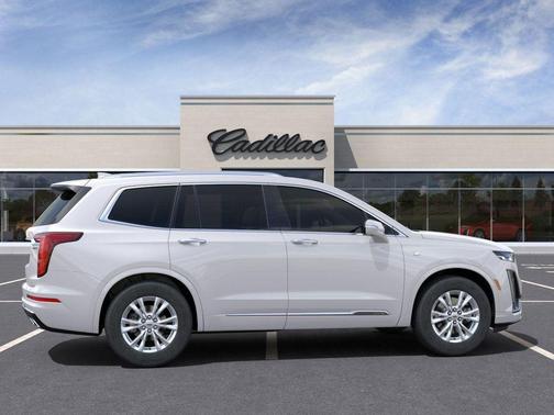 2025 Cadillac XT6 Luxury FWD