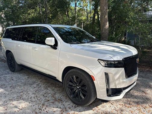 2022 Cadillac Escalade ESV Sport