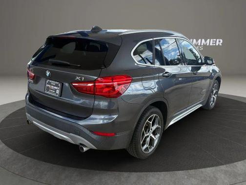 Gray 2018 BMW X1 sDrive28i