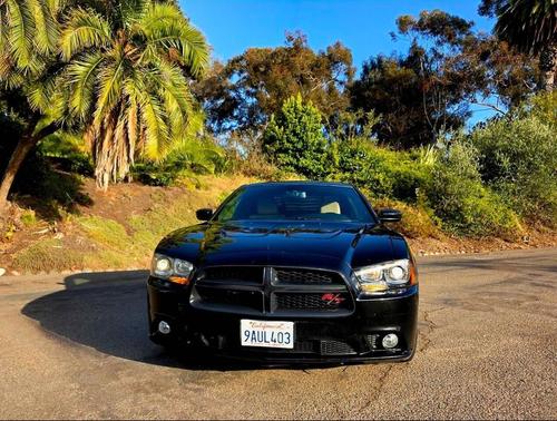 Pitch Black 2013 Dodge Charger R/T