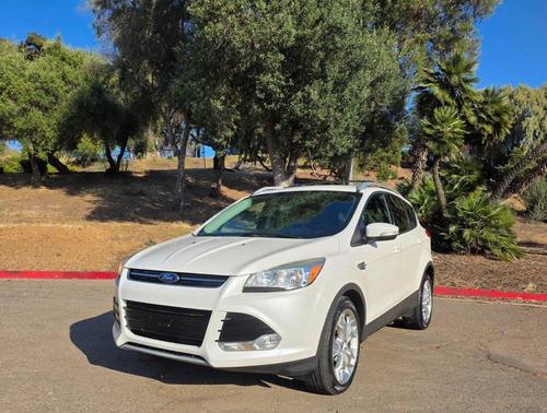 White Platinum Tricoat 2014 Ford Escape Titanium