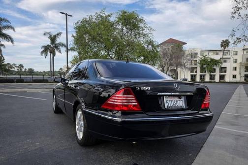 Black 2006 Mercedes-Benz S-Class S 350 4dr Sedan