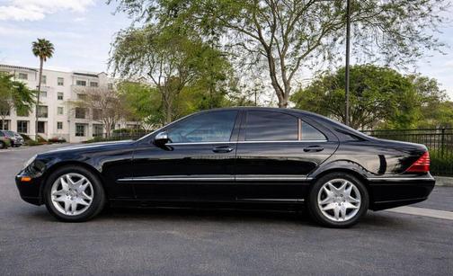 Black 2006 Mercedes-Benz S-Class S 350 4dr Sedan