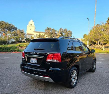 Ebony Black 2012 Kia Sorento SX