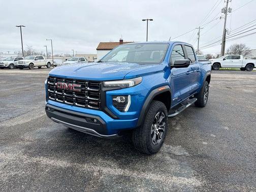 Dynamic Blue Metallic 2024 GMC Canyon AT4