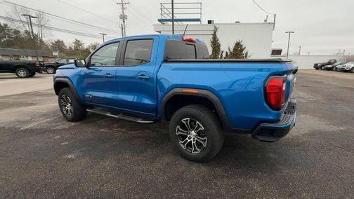 Dynamic Blue Metallic 2024 GMC Canyon AT4
