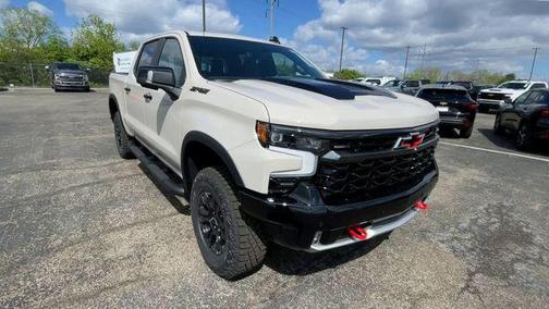White Sands 2026 Chevrolet Silverado 1500 ZR2