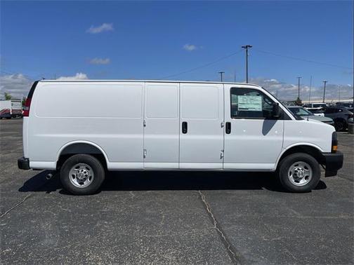 2025 Chevrolet Express 3500 RWD 3500 Extended Wheelbase WT