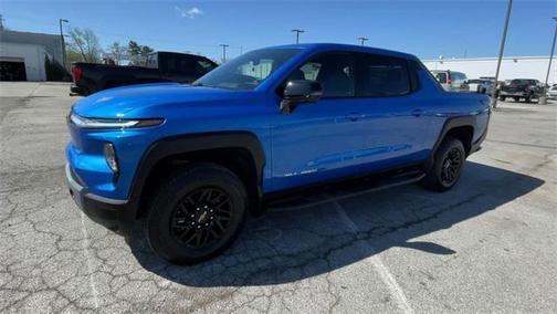 2025 Chevrolet Silverado EV LT