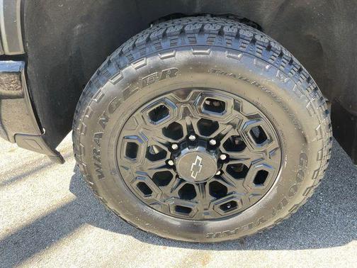 Black 2024 Chevrolet Silverado 2500 LTZ