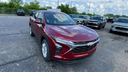 2025 Chevrolet Trax LS