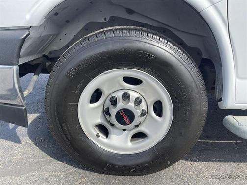 2023 GMC Savana 2500 Work Van