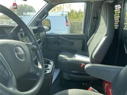 2023 GMC Savana 2500 Work Van