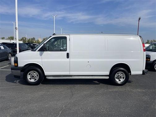 2023 GMC Savana 2500 Work Van