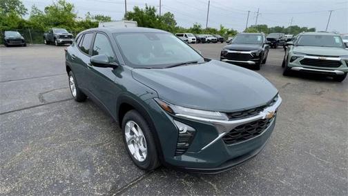 2025 Chevrolet Trax LS