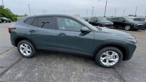 2025 Chevrolet Trax LS