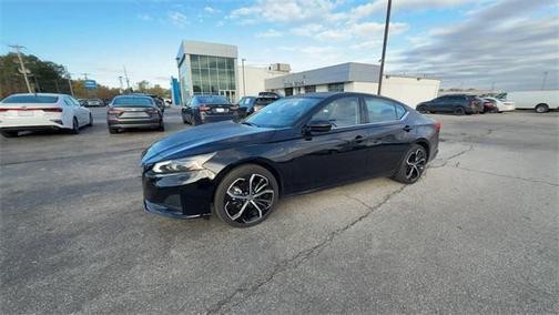 2024 Nissan Altima SR FWD