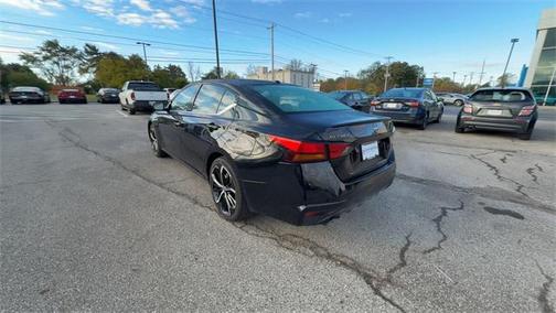 2024 Nissan Altima SR FWD