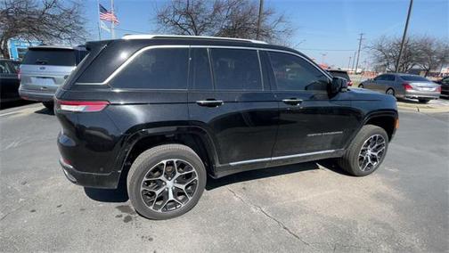 2022 Jeep Grand Cherokee Summit