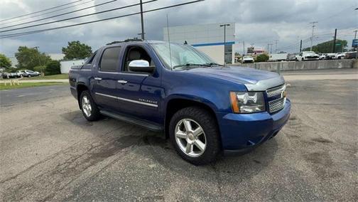 2013 Chevrolet Avalanche LTZ
