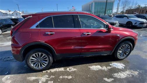 2025 Cadillac XT4 Premium Luxury