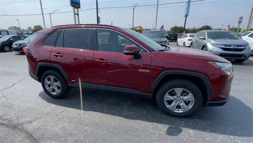 2022 Toyota RAV4 Hybrid XLE