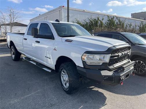 2020 RAM 2500 Tradesman Crew Cab 4X4 8' Box