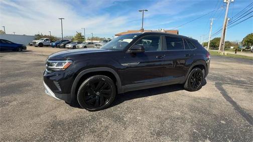 2021 Volkswagen Atlas Cross Sport 2.0T SE w/Technology
