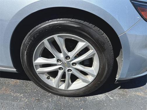2017 Chevrolet Malibu 1LT