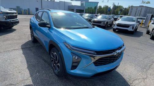 Marina Blue Metallic 2026 Chevrolet Trax FWD 2RS