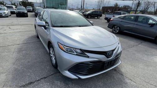 Celestial Silver Metallic 2019 Toyota Camry Hybrid LE