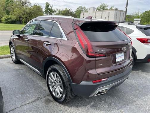 2023 Cadillac XT4 Premium Luxury