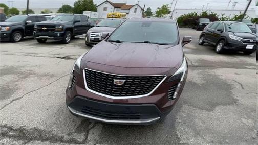 2023 Cadillac XT4 Premium Luxury