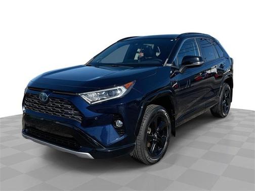2021 Toyota RAV4 Hybrid SE
