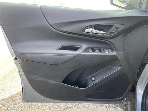 2023 Chevrolet Equinox FWD RS