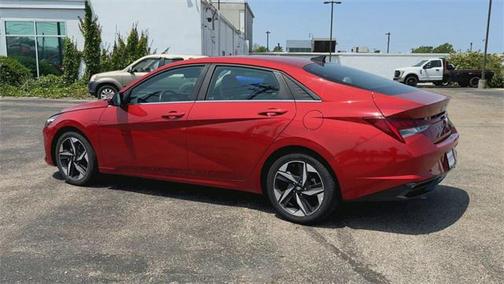 2022 Hyundai ELANTRA Limited
