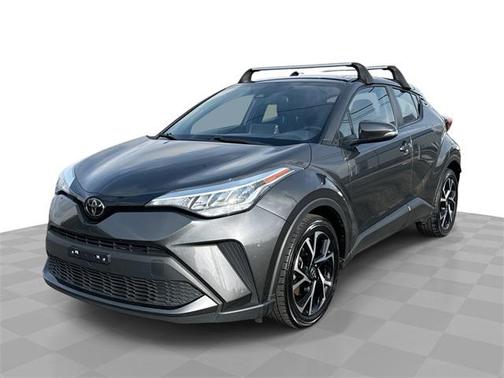 2022 Toyota C-HR XLE