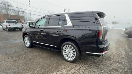 2022 Cadillac Escalade Luxury