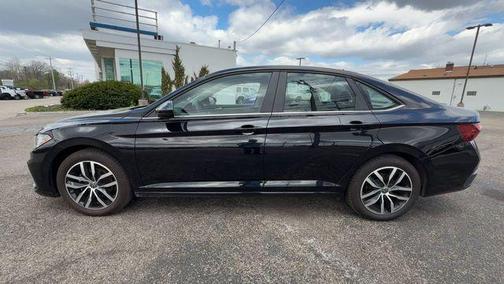 2025 Volkswagen Jetta 1.5T SE