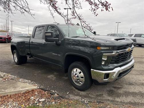 2026 Chevrolet Silverado 3500 LT