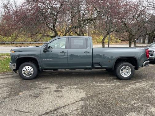 2026 Chevrolet Silverado 3500 LT