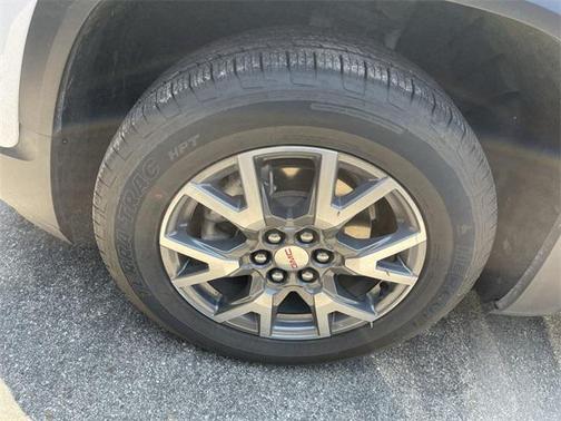 2023 GMC Acadia FWD SLT