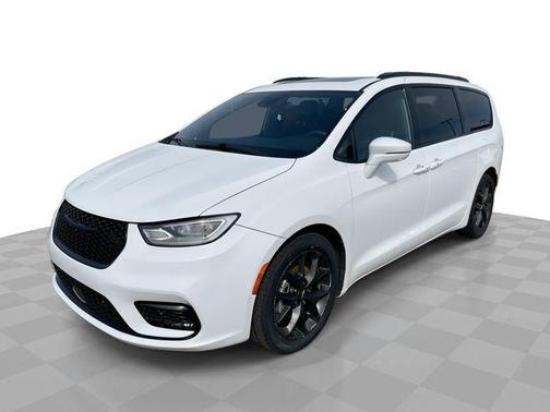 Bright White Clearcoat 2022 Chrysler Pacifica Limited