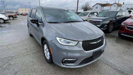 2025 Chrysler Pacifica L