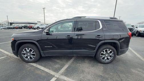 2023 GMC Acadia AWD SLT