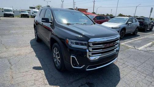 2023 GMC Acadia AWD SLT