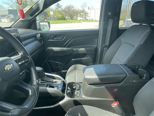 2023 Chevrolet Colorado WT