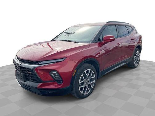 Radiant Red Tintcoat 2025 Chevrolet Blazer RS