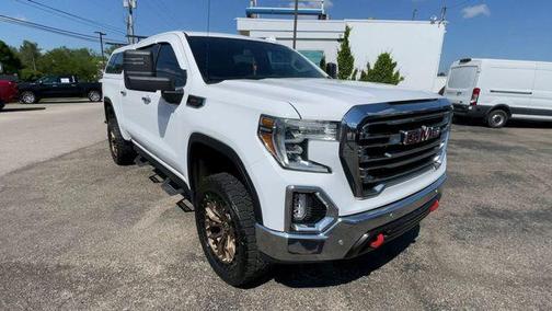 Summit White 2019 GMC Sierra 1500 SLT
