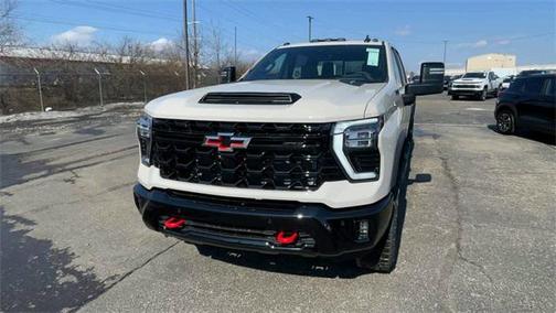 2026 Chevrolet Silverado 2500 Crew Cab, Standard Bed, XR2, 4WD